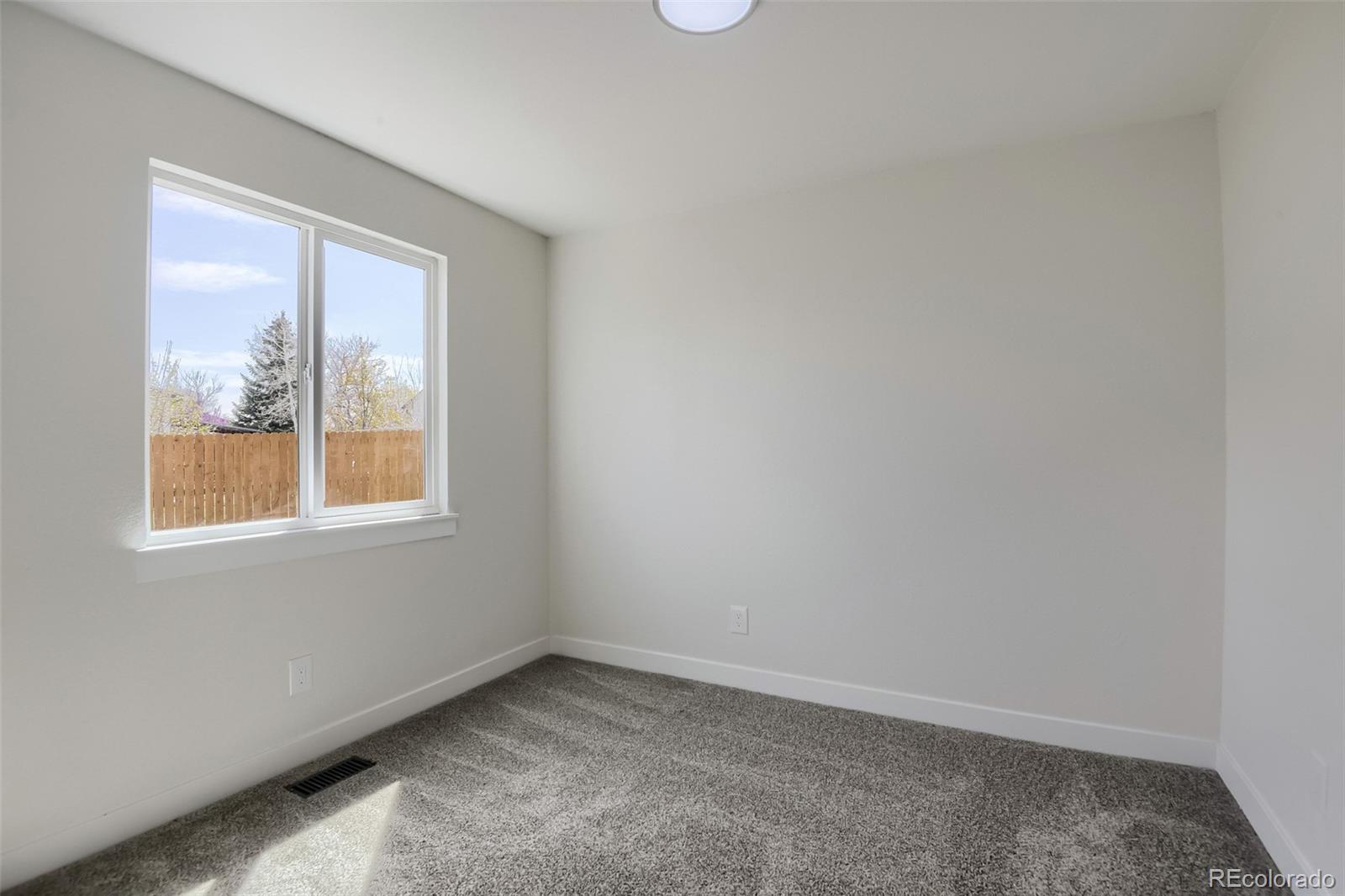 17464 E Temple Drive Aurora CO 80015