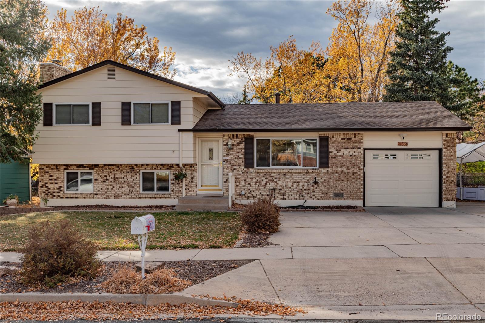 1336 Doyle Place Colorado Springs CO 80915