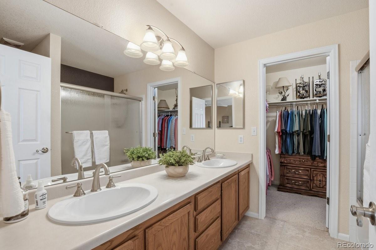 10461 Beech Street Littleton CO 80125