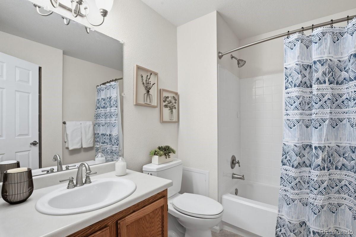 10461 Beech Street Littleton CO 80125