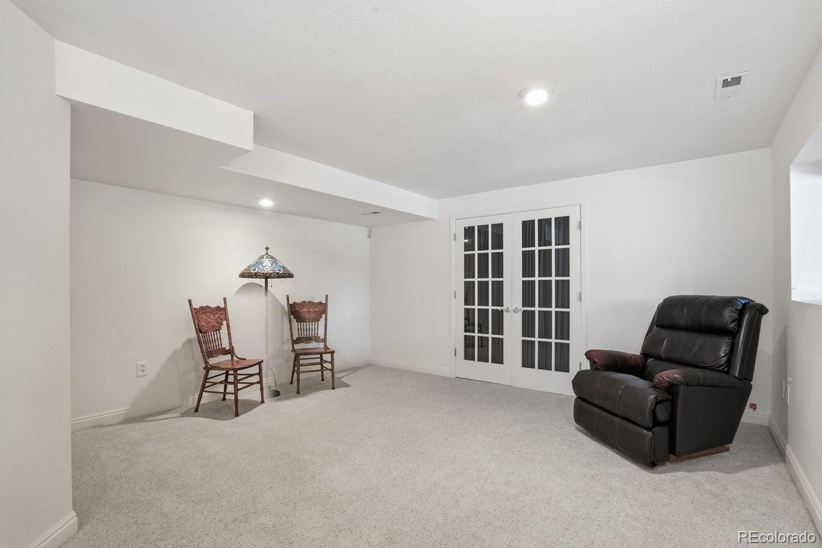 10461 Beech Street Littleton CO 80125