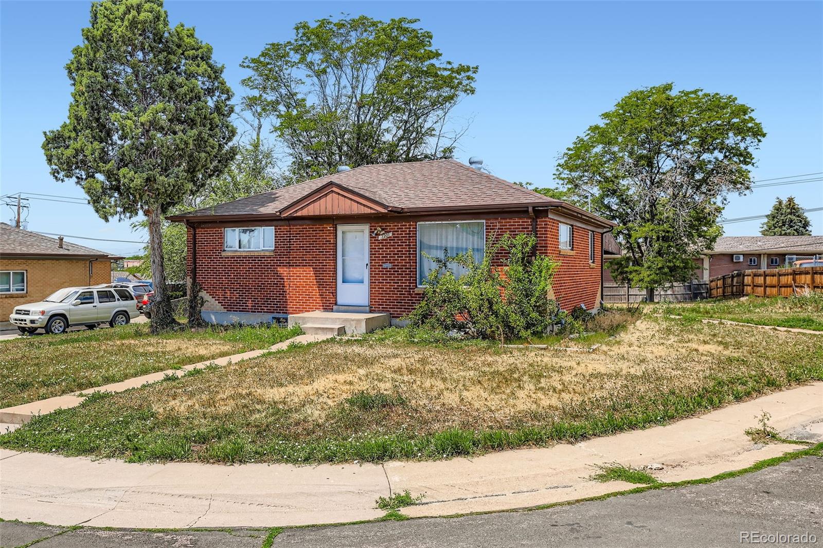 7301 Worley Drive Denver CO 80221
