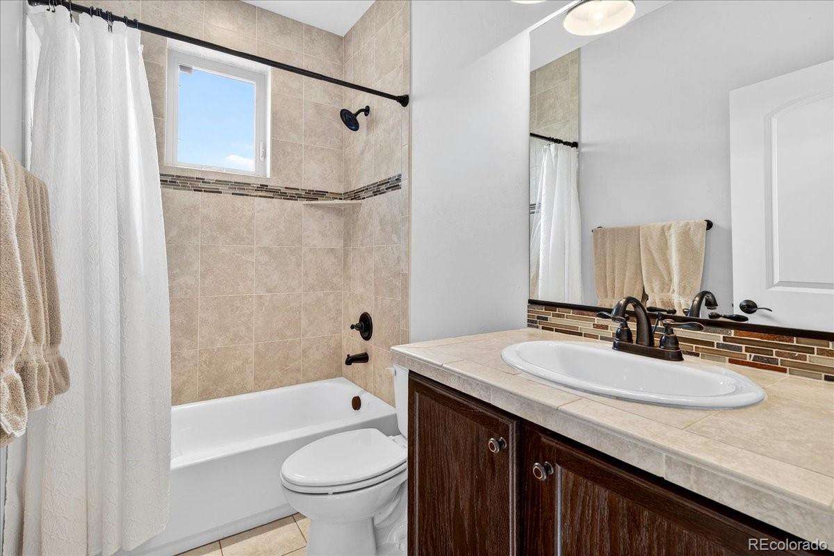 33280 Wyndham Circle Elizabeth CO 80107