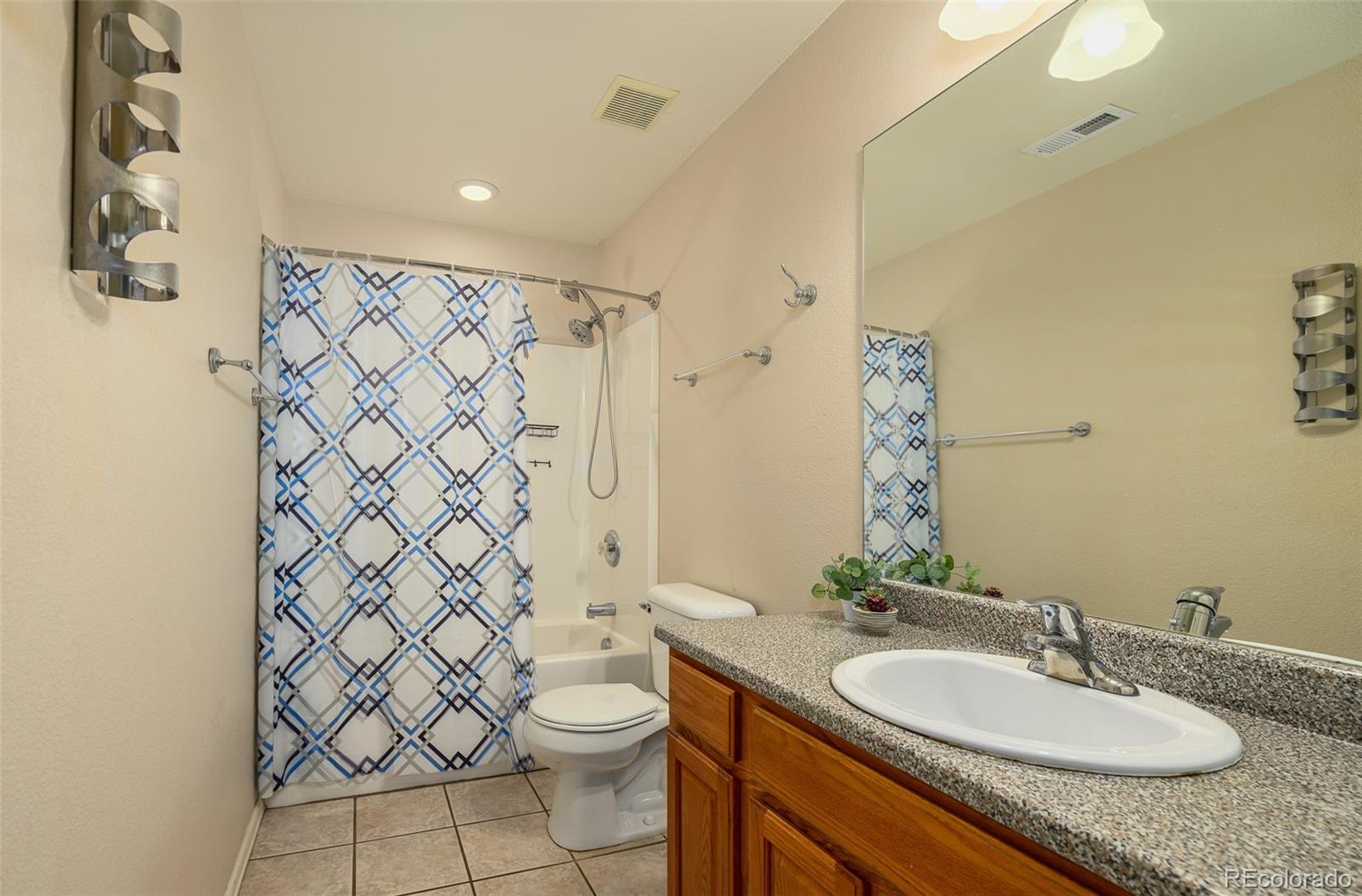 758 E Woodleaf Drive Pueblo CO 81007