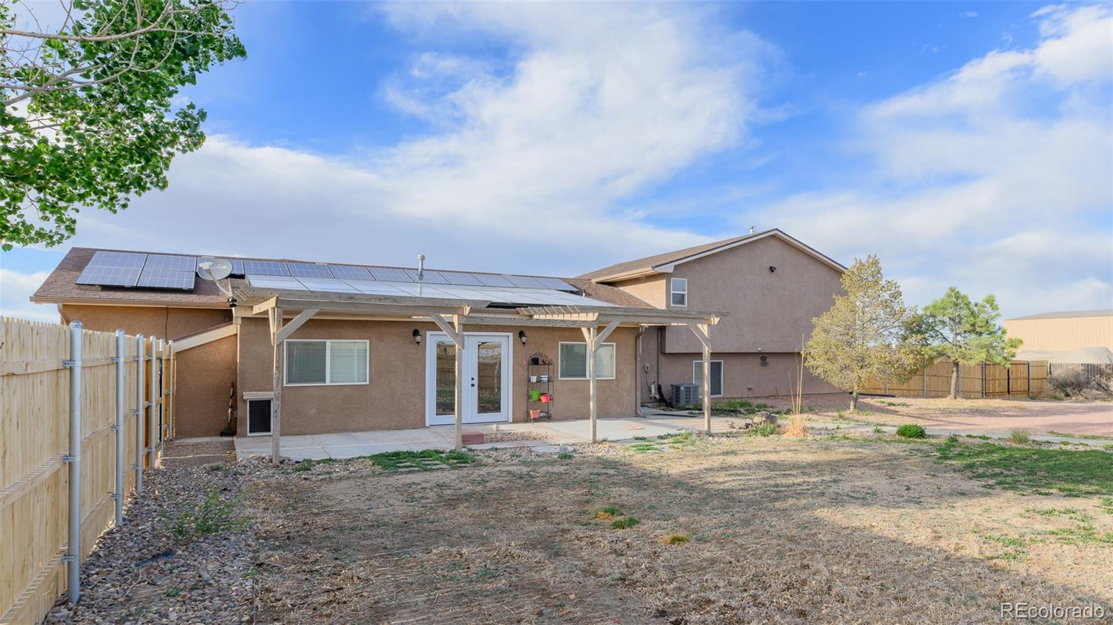 758 E Woodleaf Drive Pueblo CO 81007