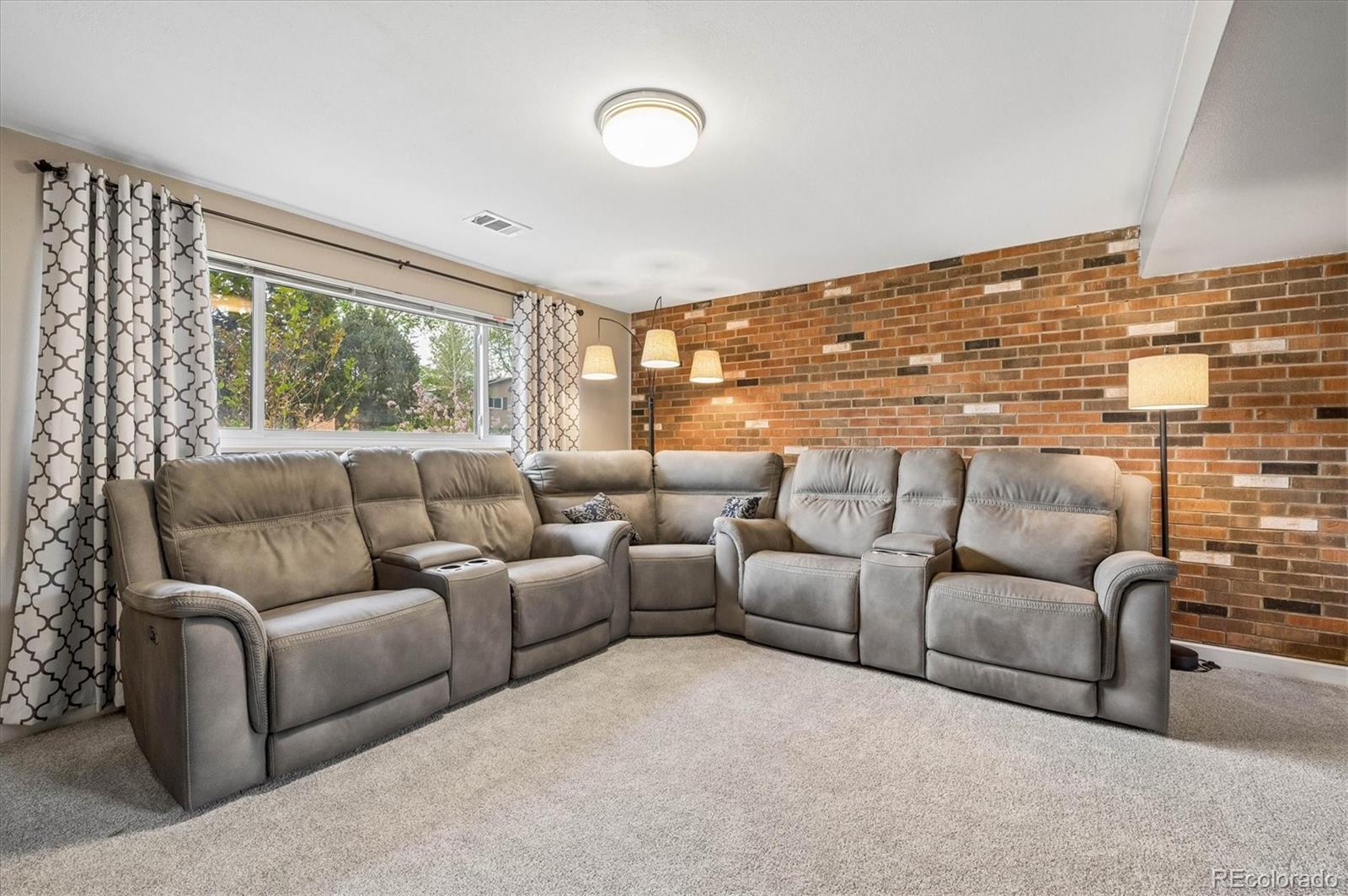 2846 S Quay Way Denver CO 80227