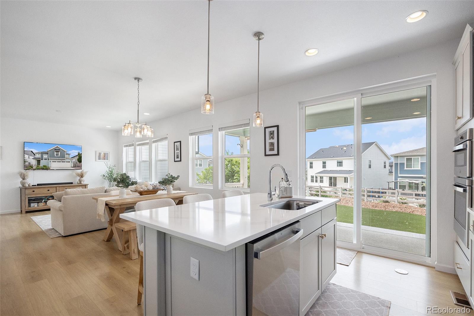 8215 Big Thompson Street Littleton CO 80125