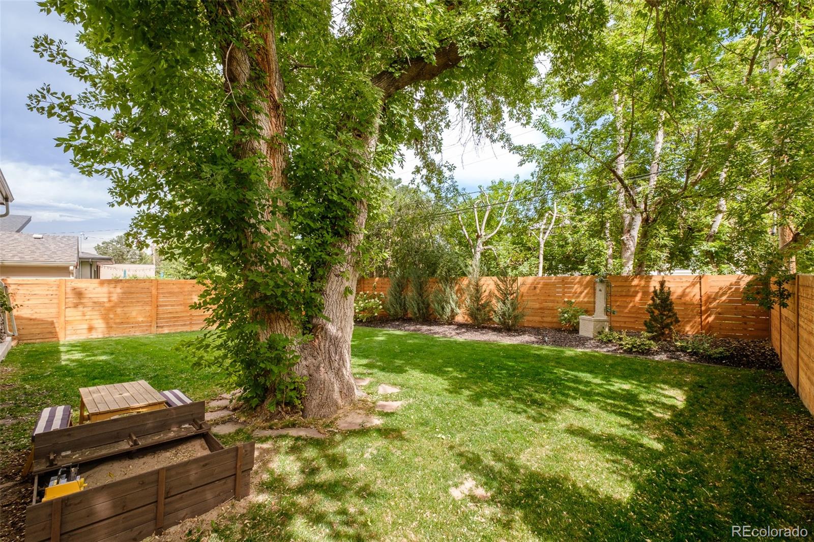 3050 S Bellaire Street Denver CO 80222
