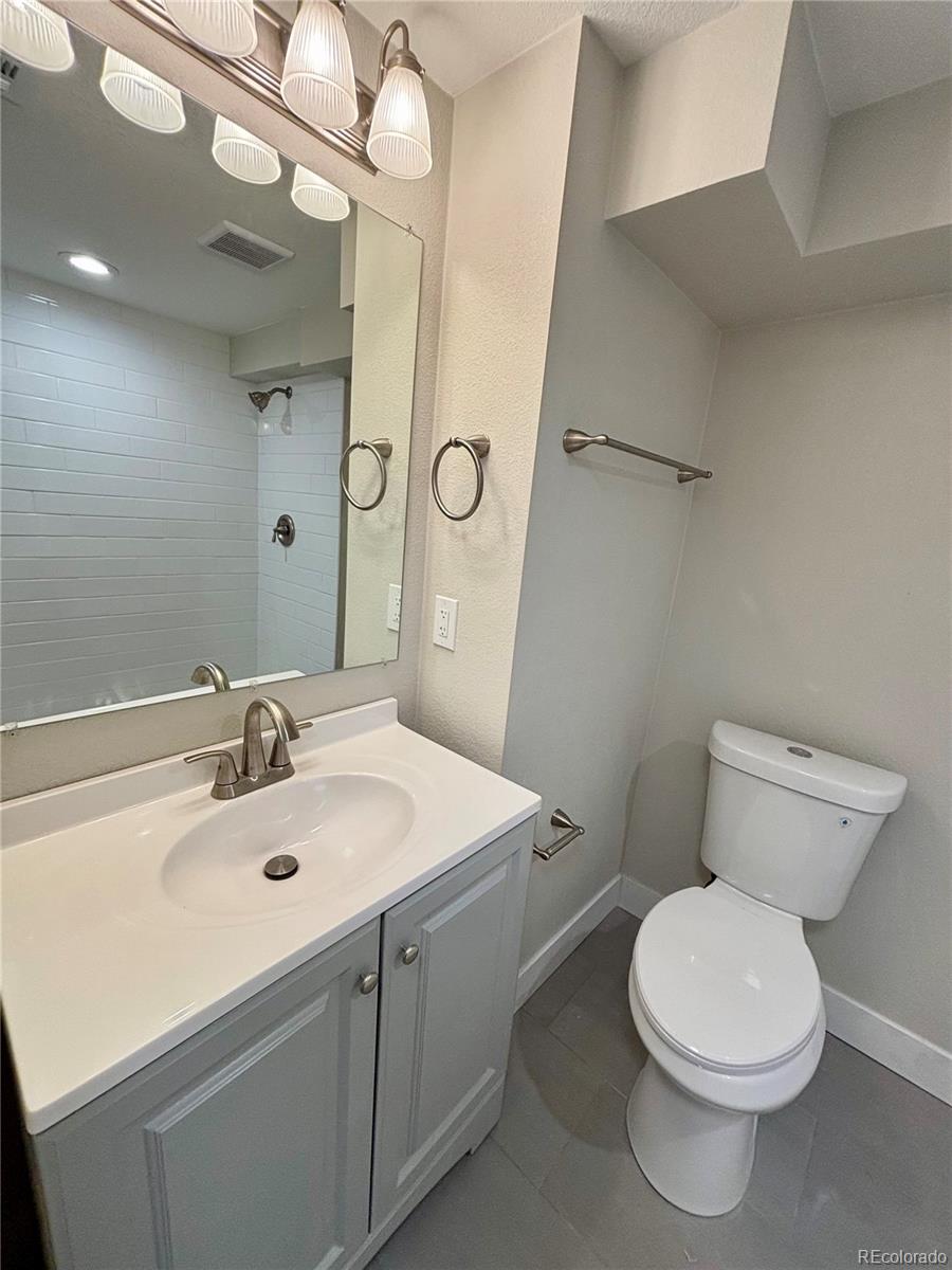 2582 S High Street Denver CO 80210