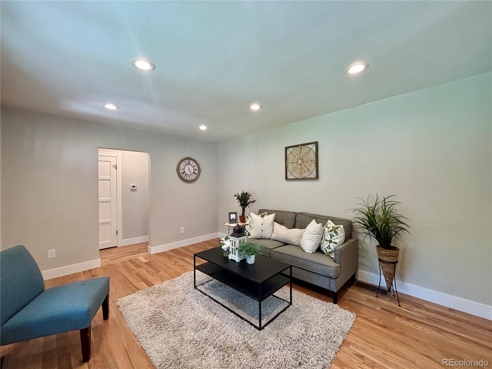 2582 S High Street Denver CO 80210