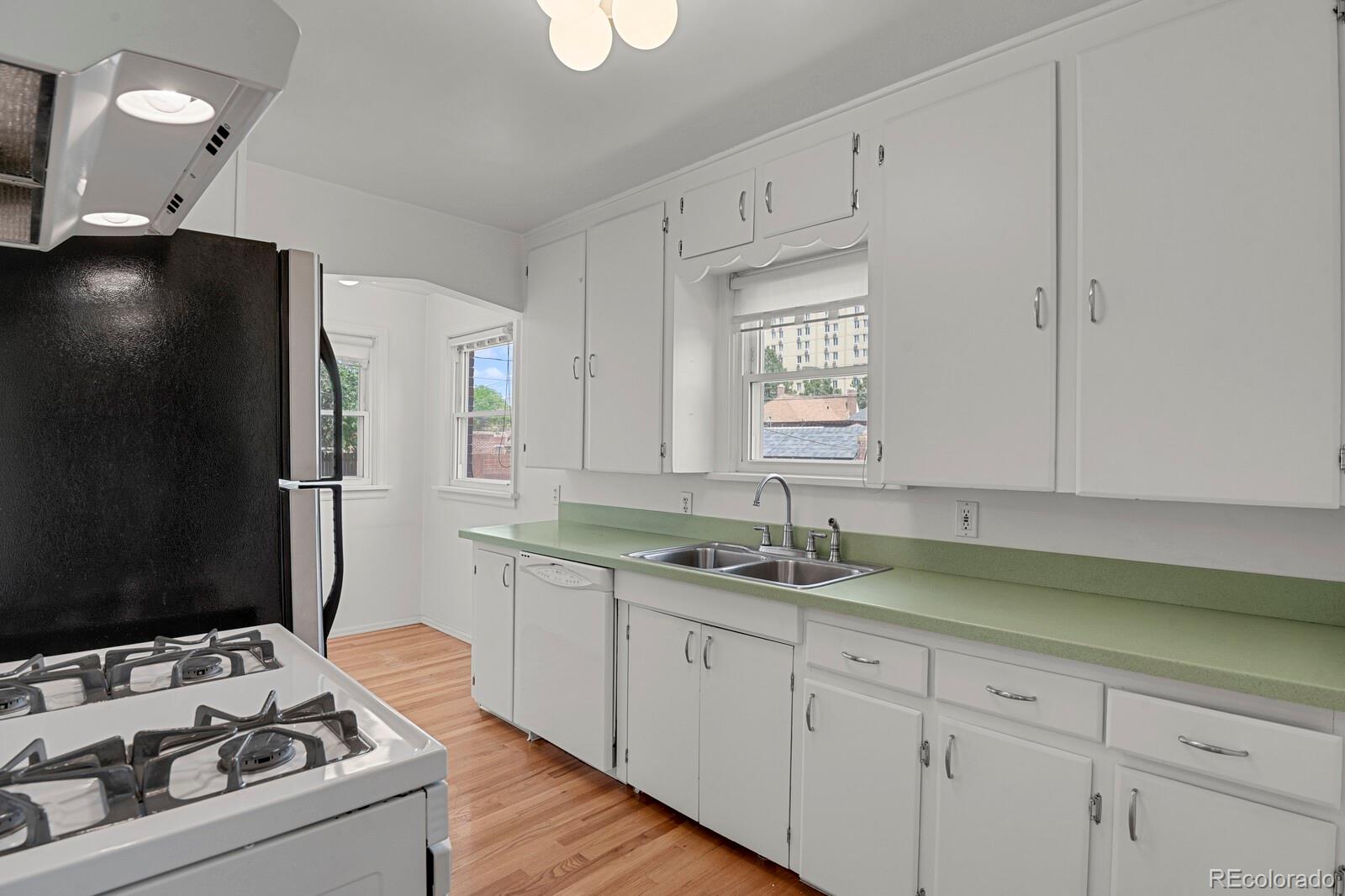 3705 W 25th Avenue Denver CO 80211