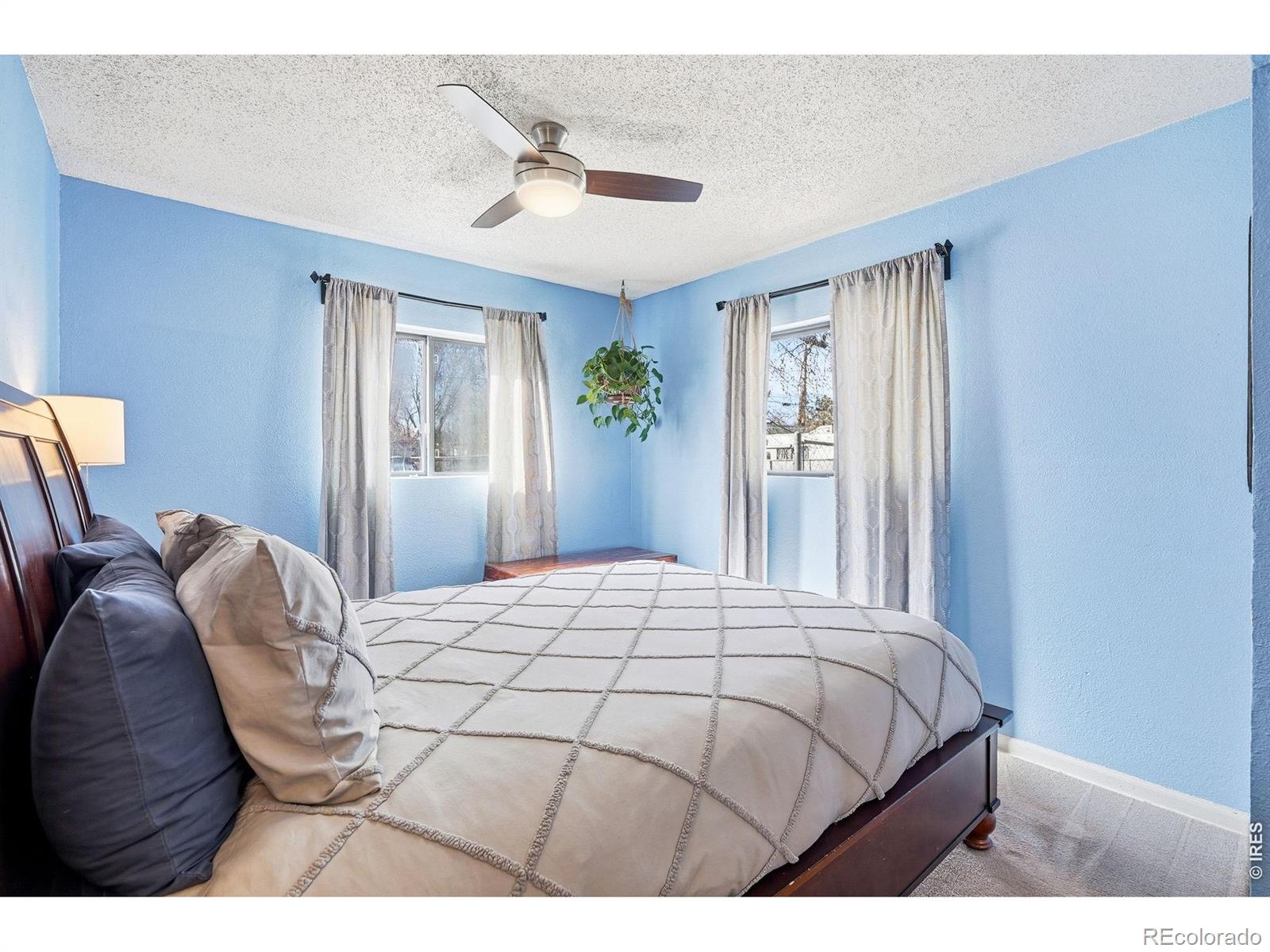 2057 Ironton Street Aurora CO 80010