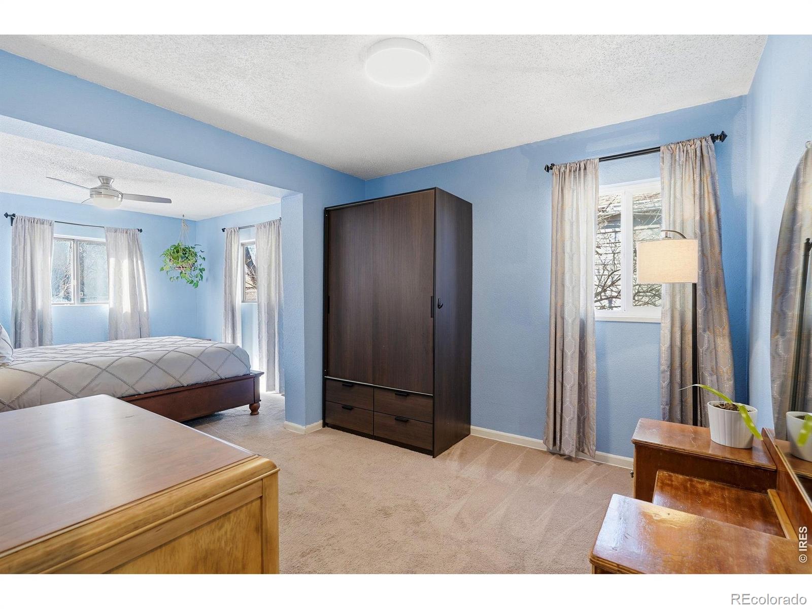 2057 Ironton Street Aurora CO 80010