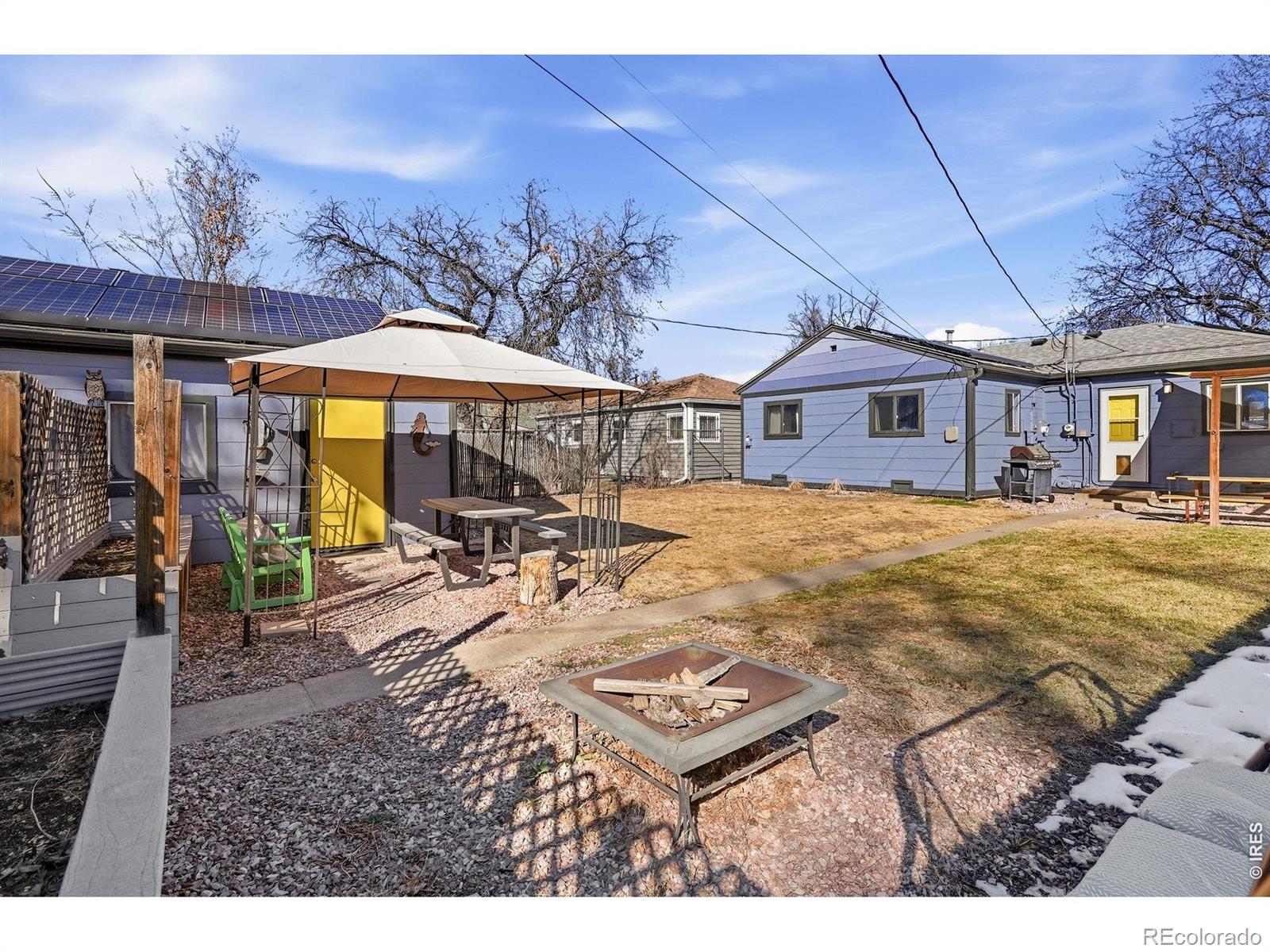 2057 Ironton Street Aurora CO 80010
