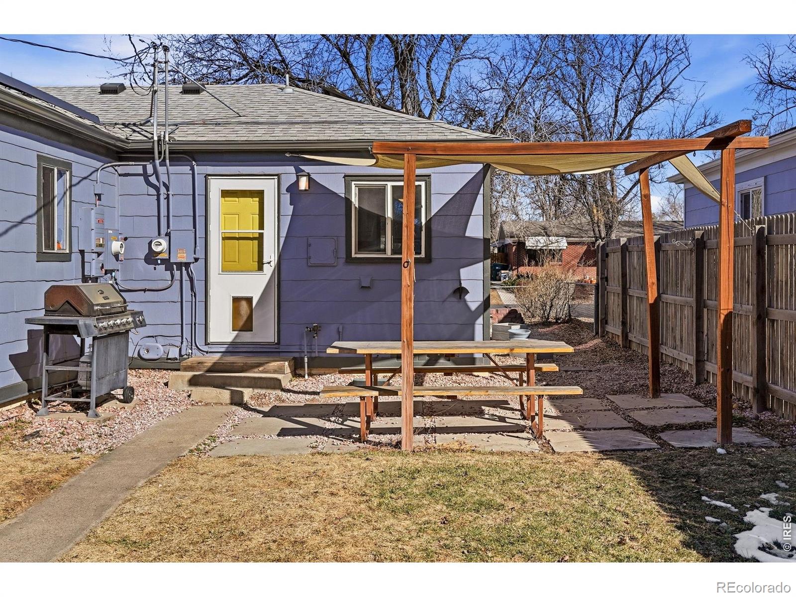 2057 Ironton Street Aurora CO 80010