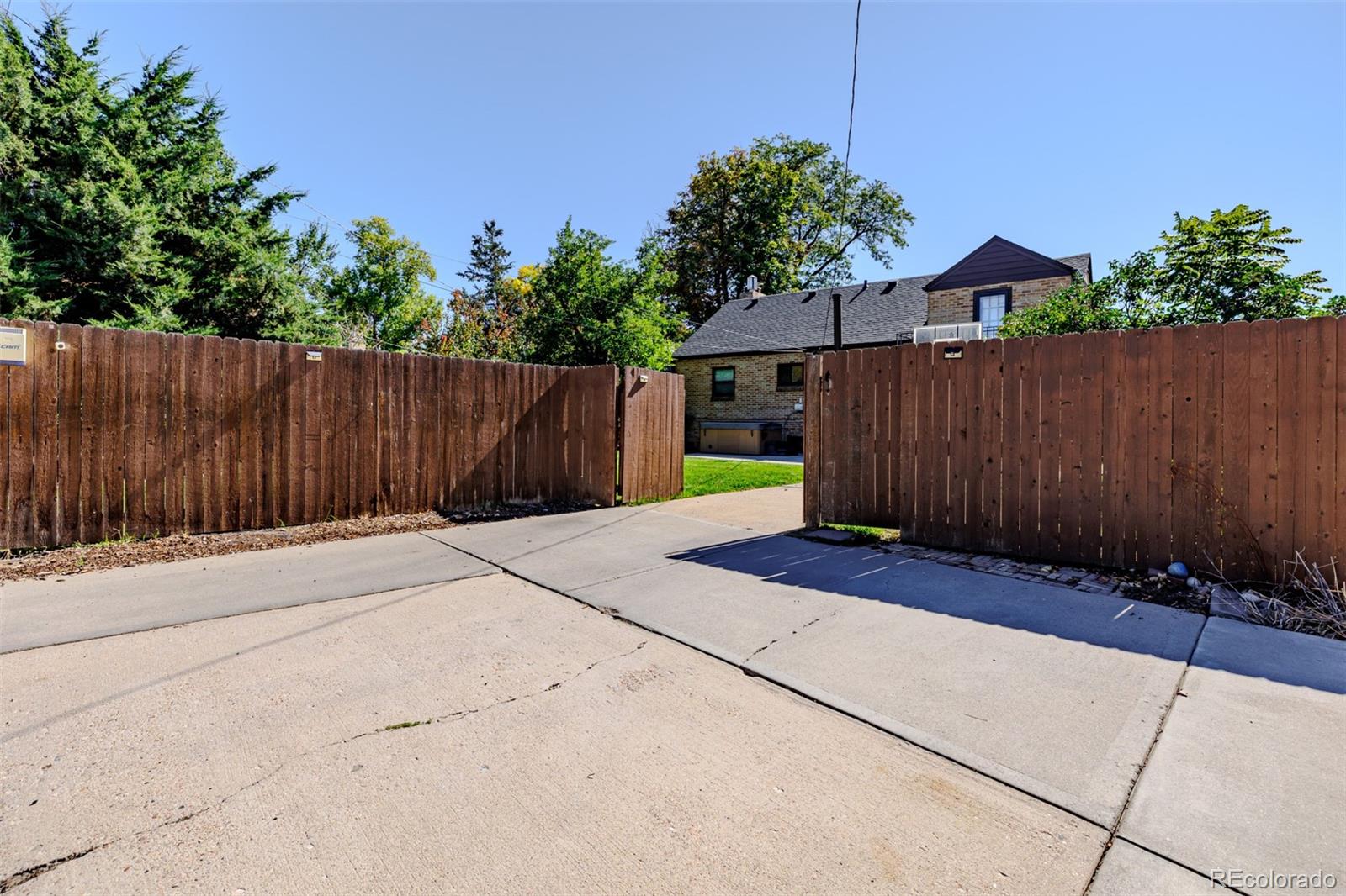 3015 E Mississippi Avenue Denver CO 80210