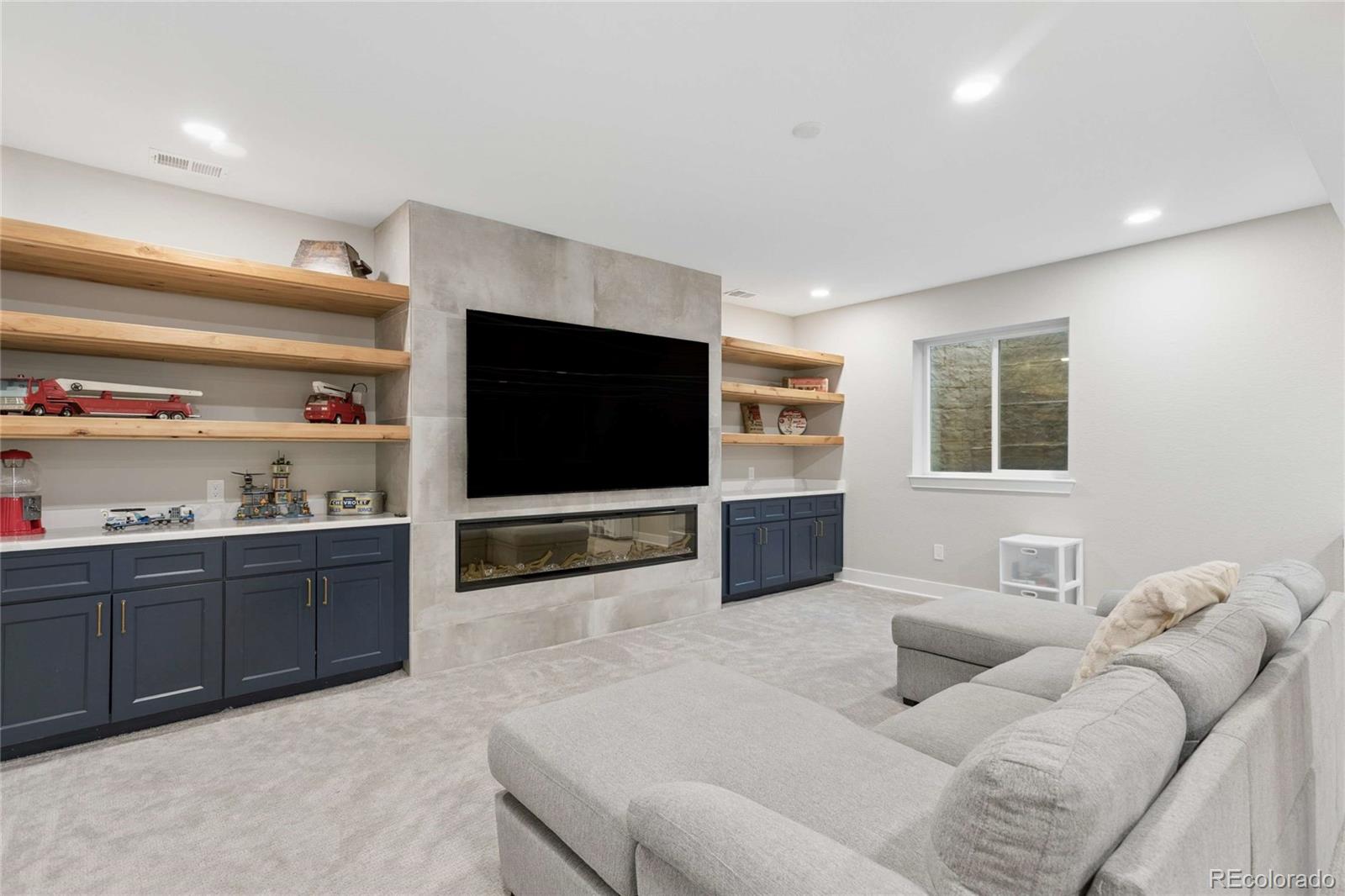 7125 S Uriah Street Aurora CO 80016