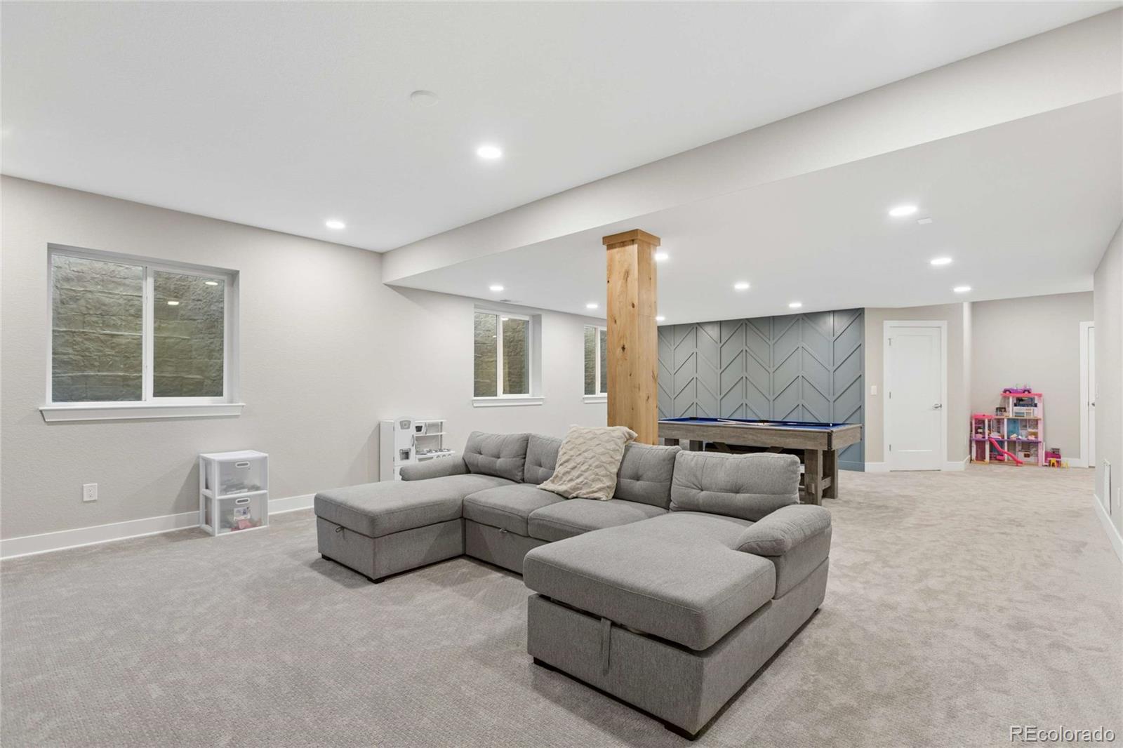 7125 S Uriah Street Aurora CO 80016