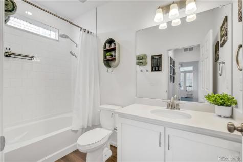 4074 N Picadilly Court Aurora CO 80019