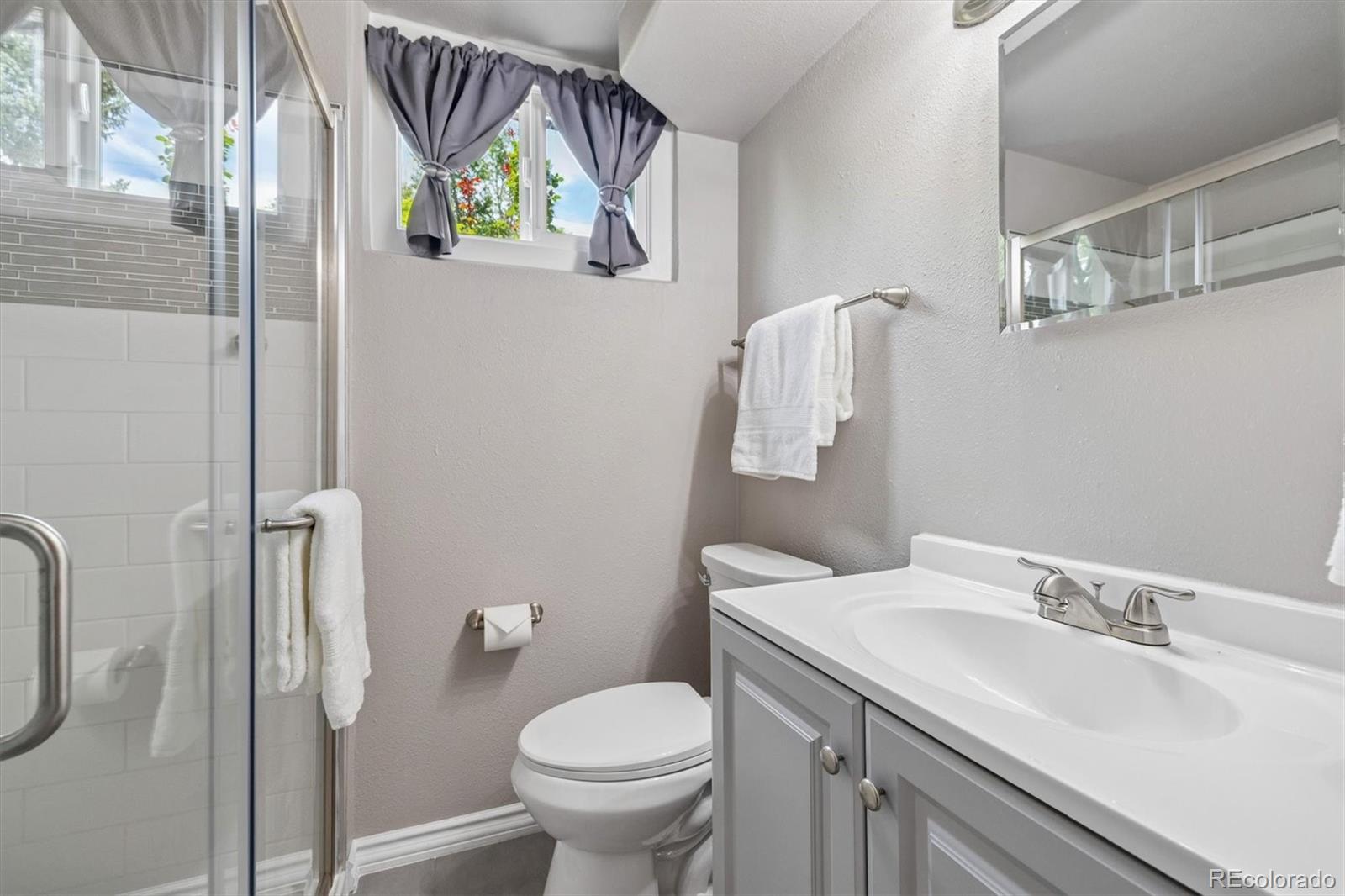 1843 S Glencoe Street Denver CO 80222