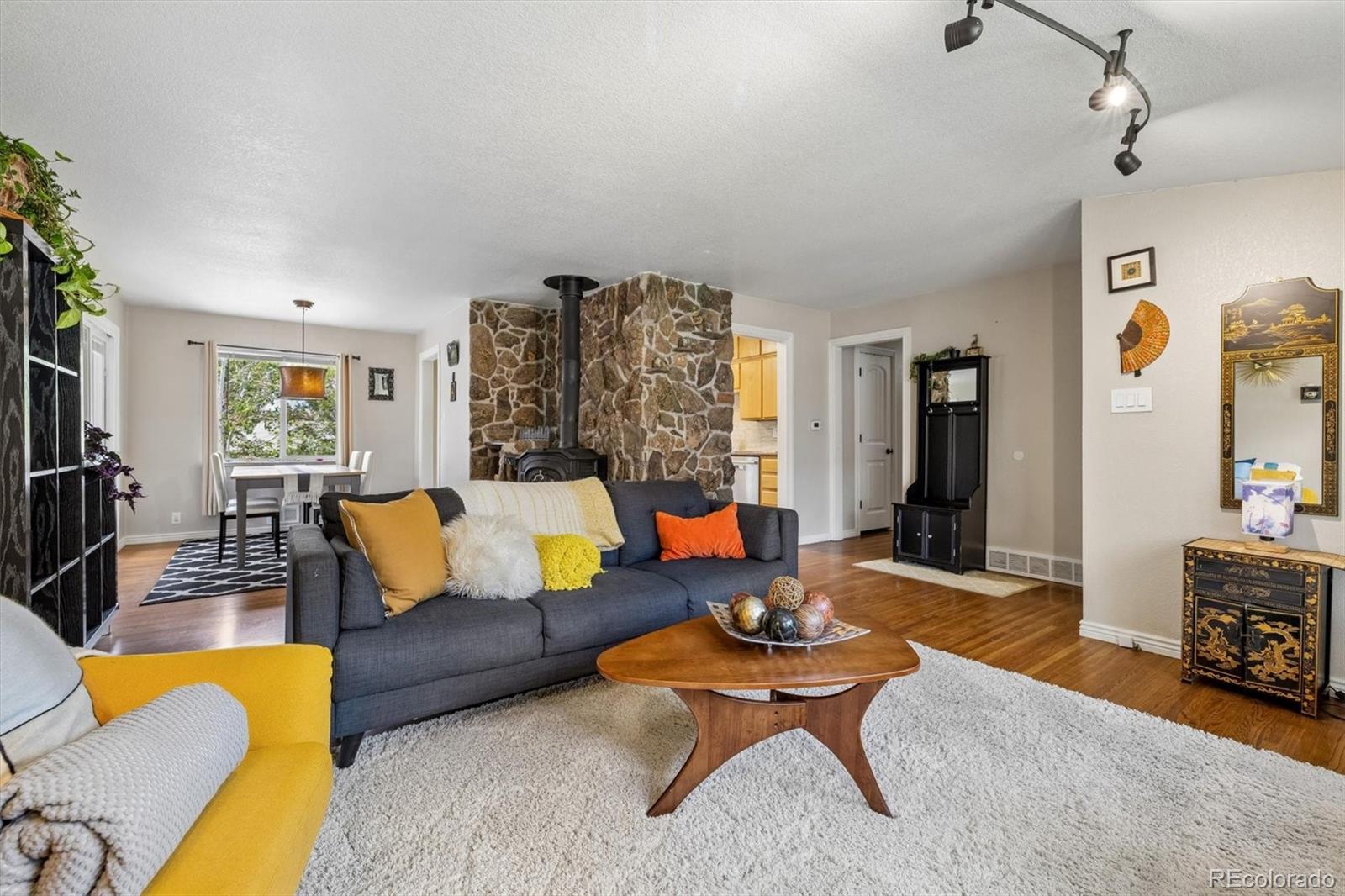 1843 S Glencoe Street Denver CO 80222