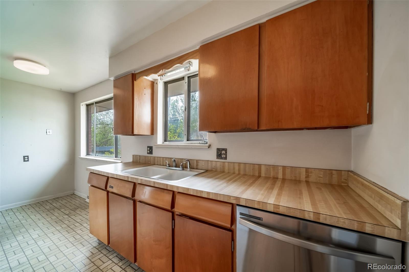 10330 W 60th Avenue Arvada CO 80004