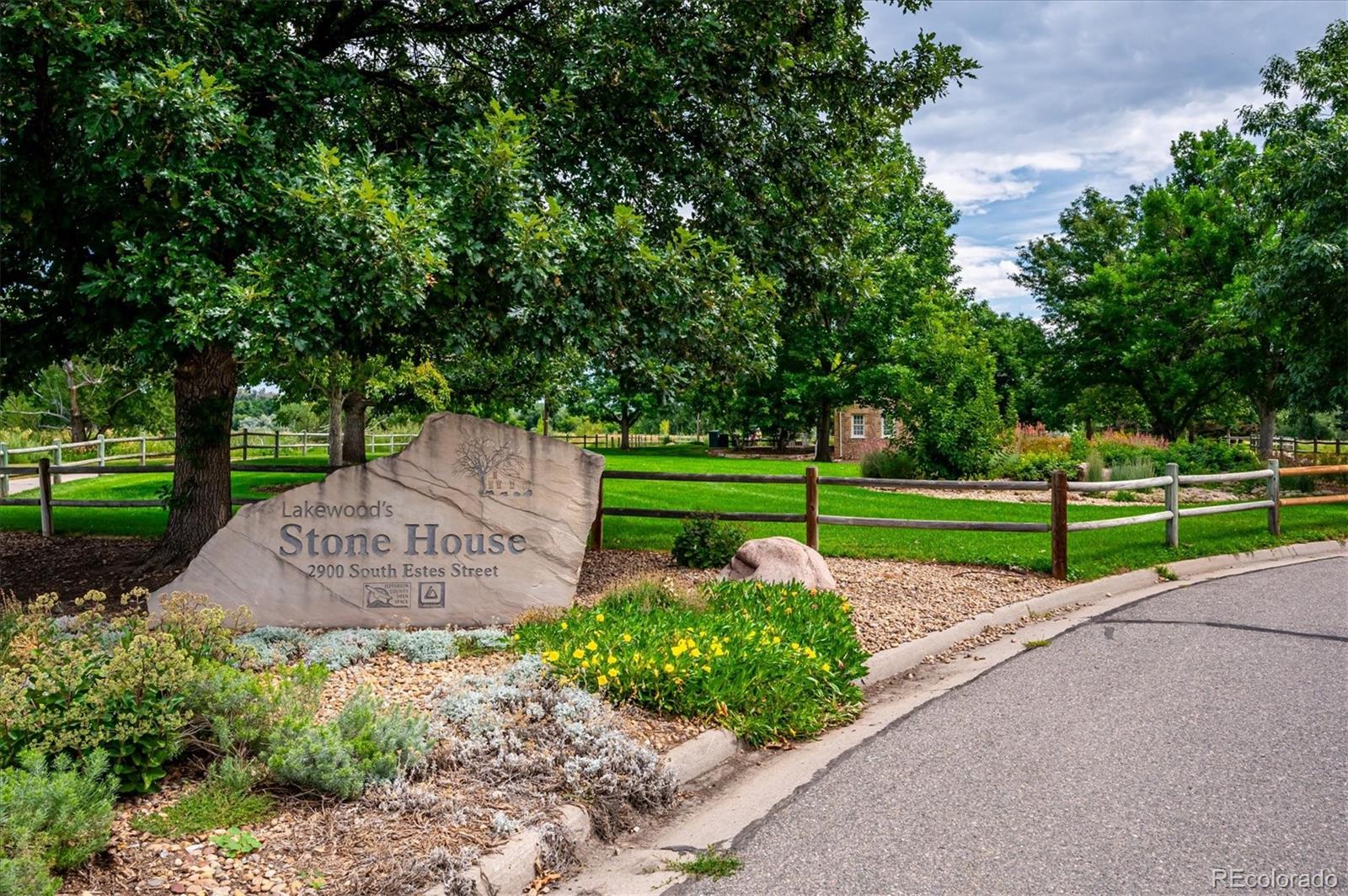 8830 W Bear Creek Drive Lakewood CO 80227