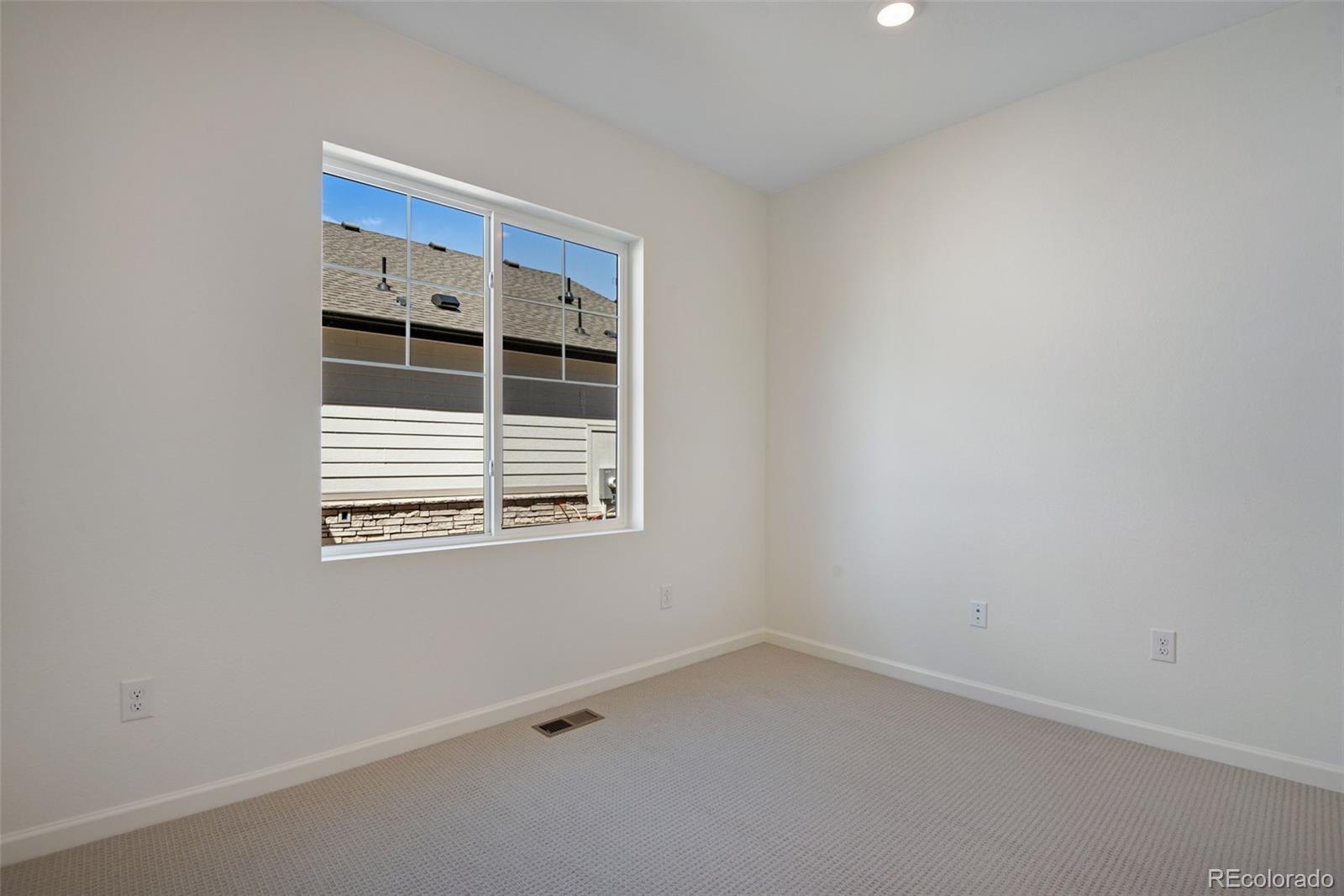 24563 E 34th Avenue Aurora CO 80019