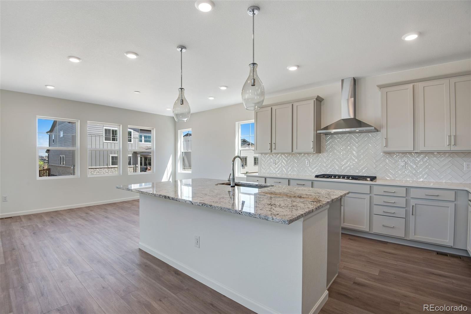 24563 E 34th Avenue Aurora CO 80019