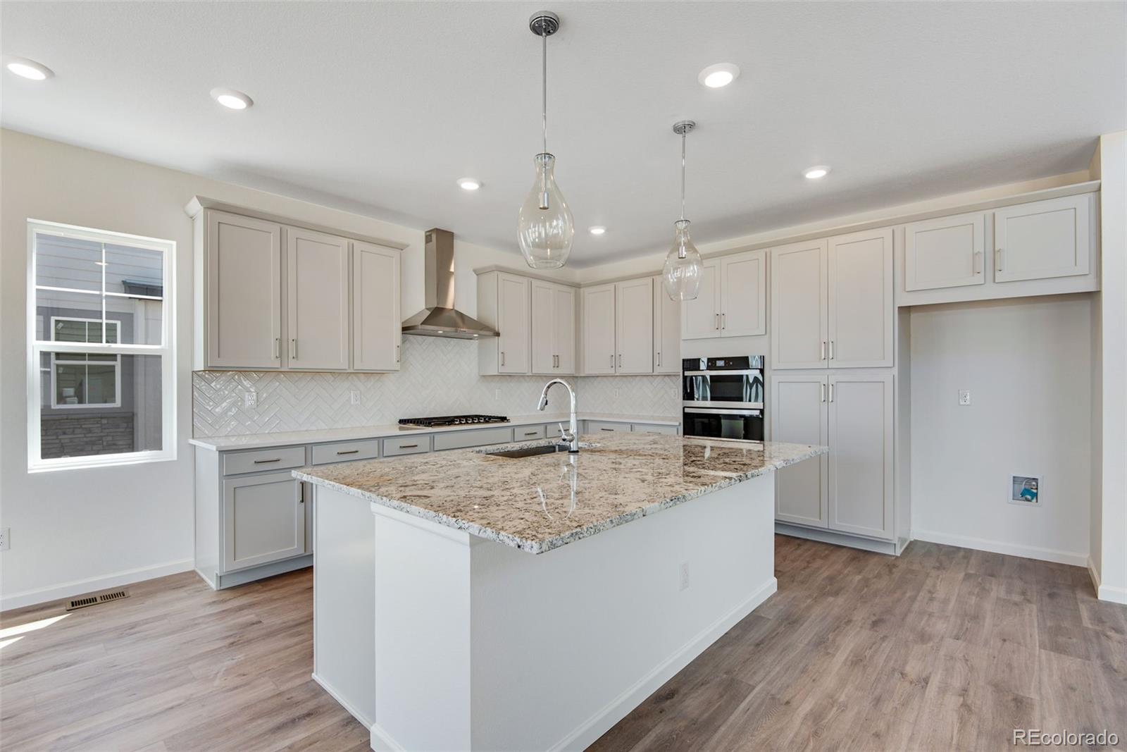 24563 E 34th Avenue Aurora CO 80019