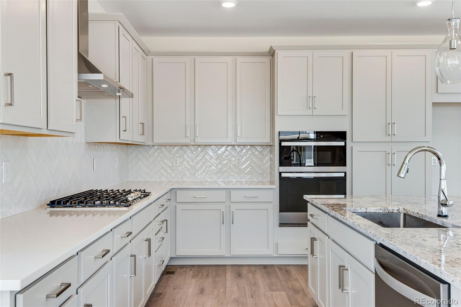 24563 E 34th Avenue Aurora CO 80019