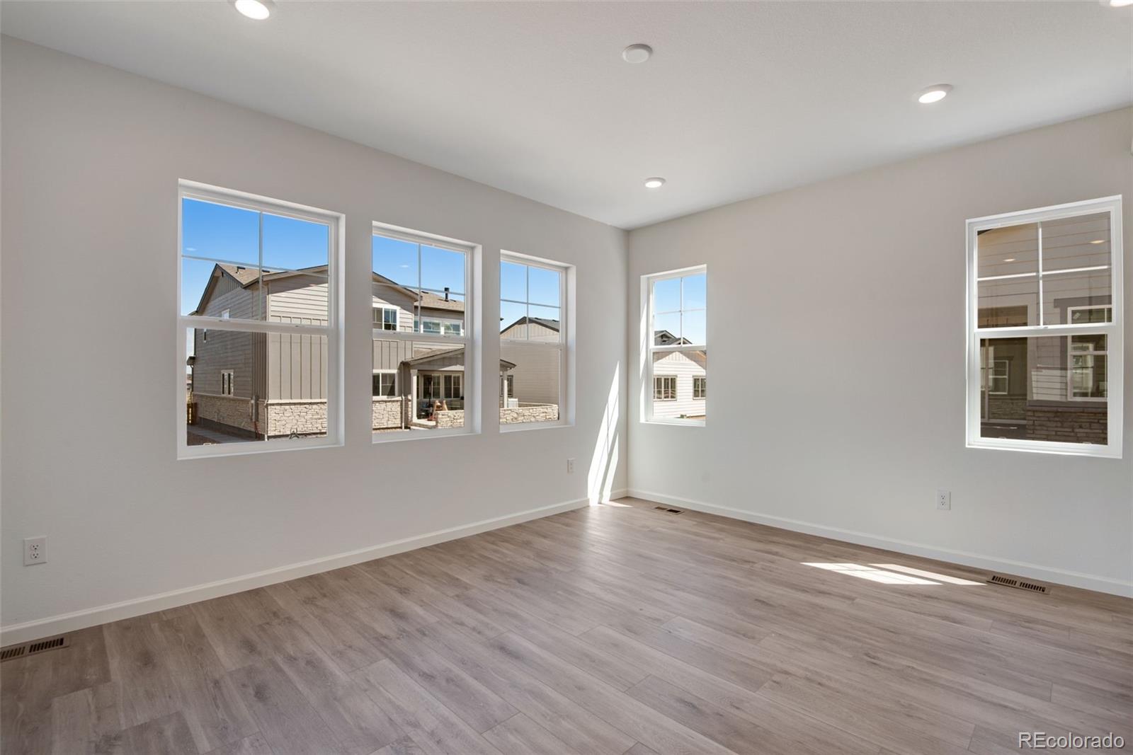 24563 E 34th Avenue Aurora CO 80019