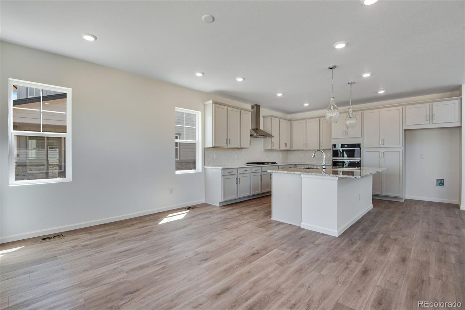 24563 E 34th Avenue Aurora CO 80019