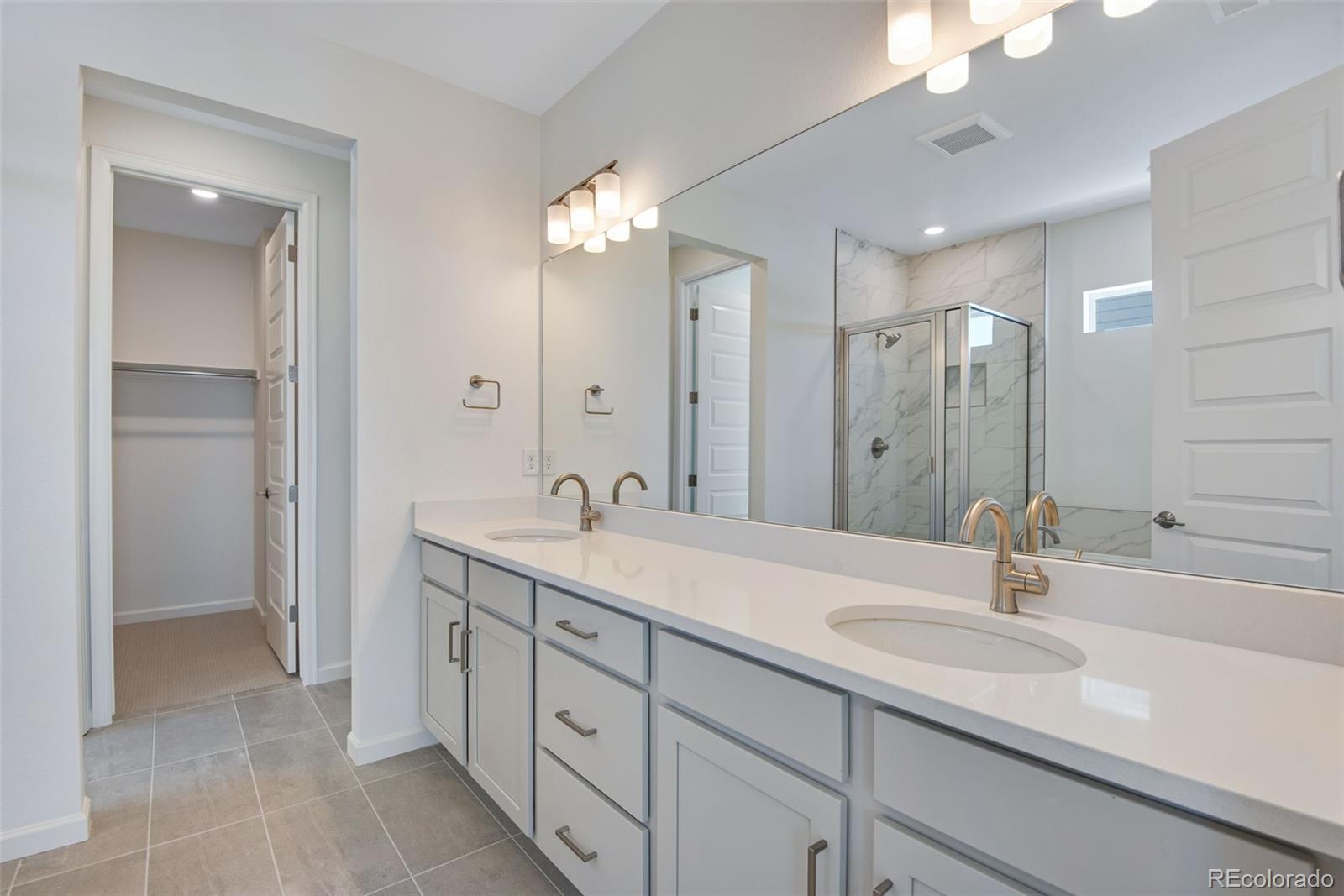 24563 E 34th Avenue Aurora CO 80019