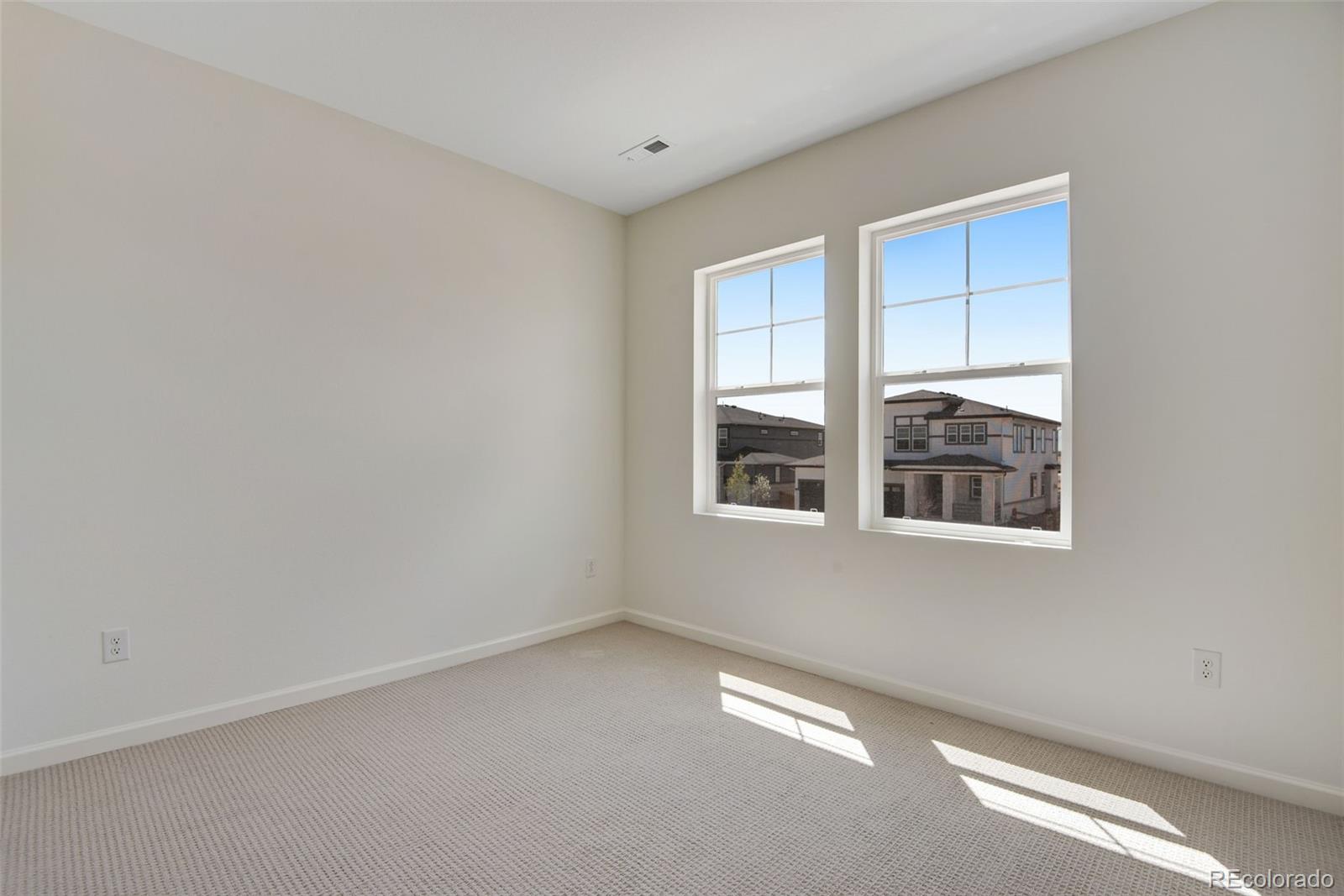 24563 E 34th Avenue Aurora CO 80019
