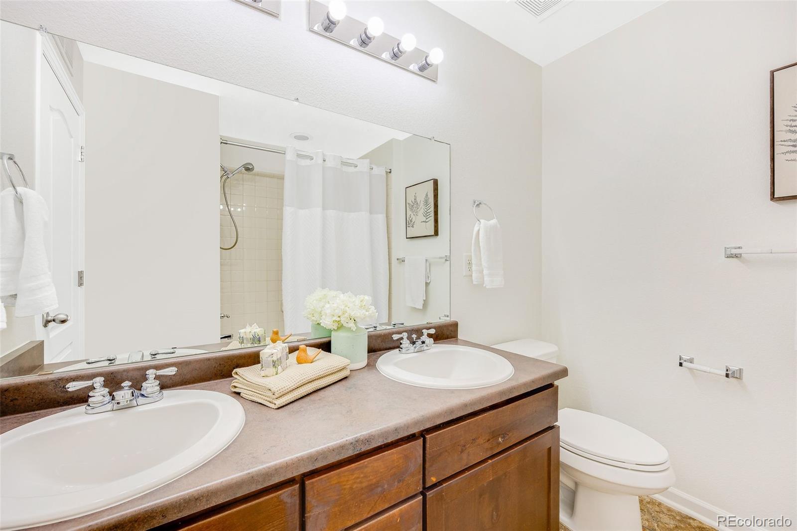 26070 E Davies Drive Aurora CO 80016