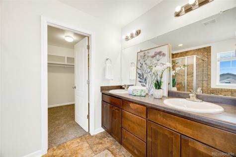 26070 E Davies Drive Aurora CO 80016