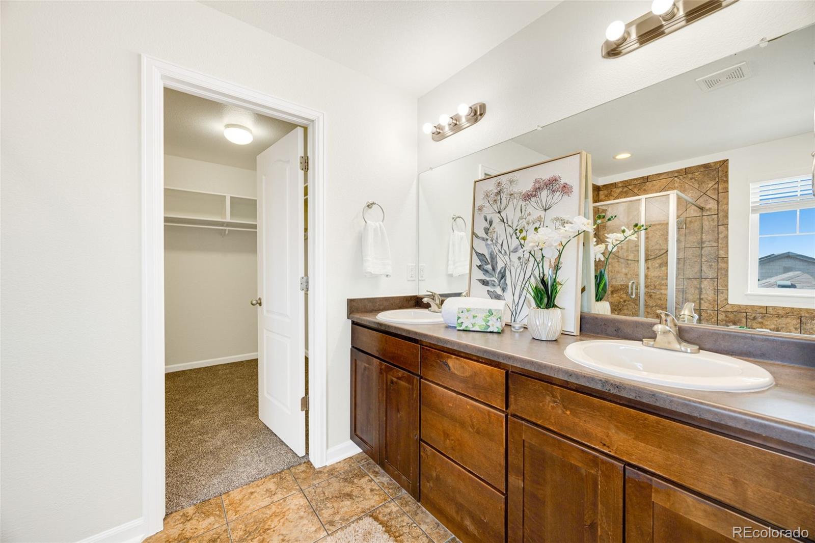 26070 E Davies Drive Aurora CO 80016