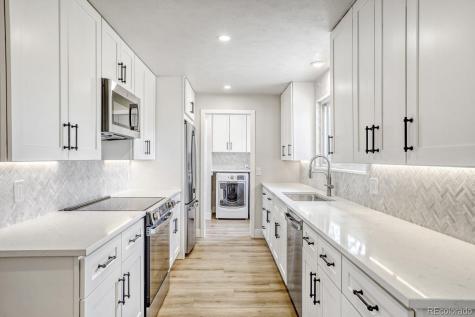 7037 S Newland Street Littleton CO 80128