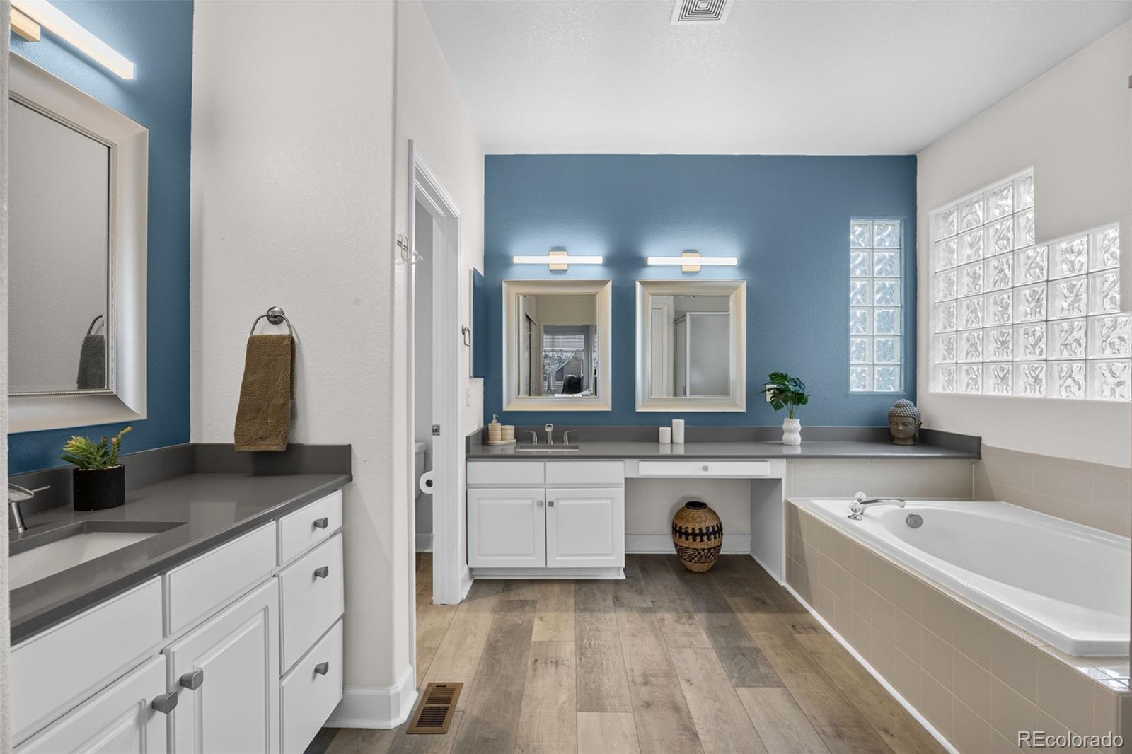 9647 E Arbor Place Englewood CO 80111