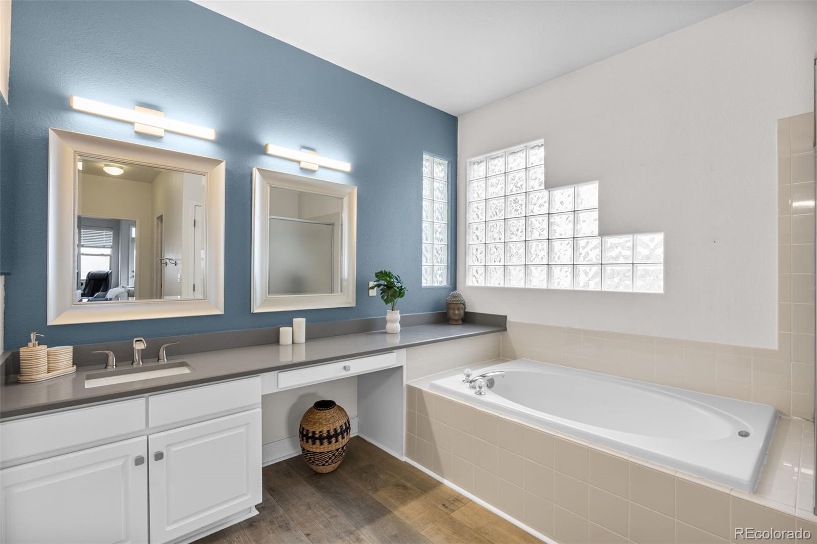 9647 E Arbor Place Englewood CO 80111