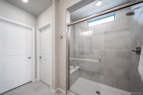 21845 E 51st Drive Aurora CO 80019