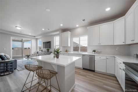 21845 E 51st Drive Aurora CO 80019