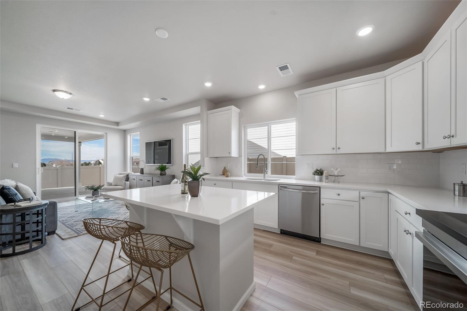 21845 E 51st Drive Aurora CO 80019