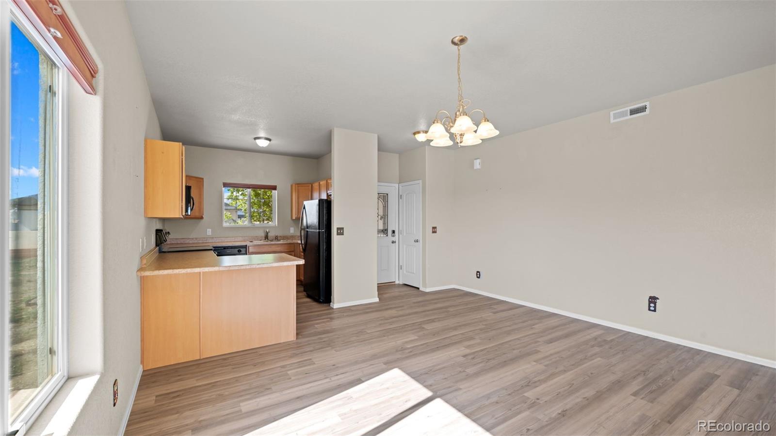 1133 E Ivanhoe Drive Pueblo CO 81007