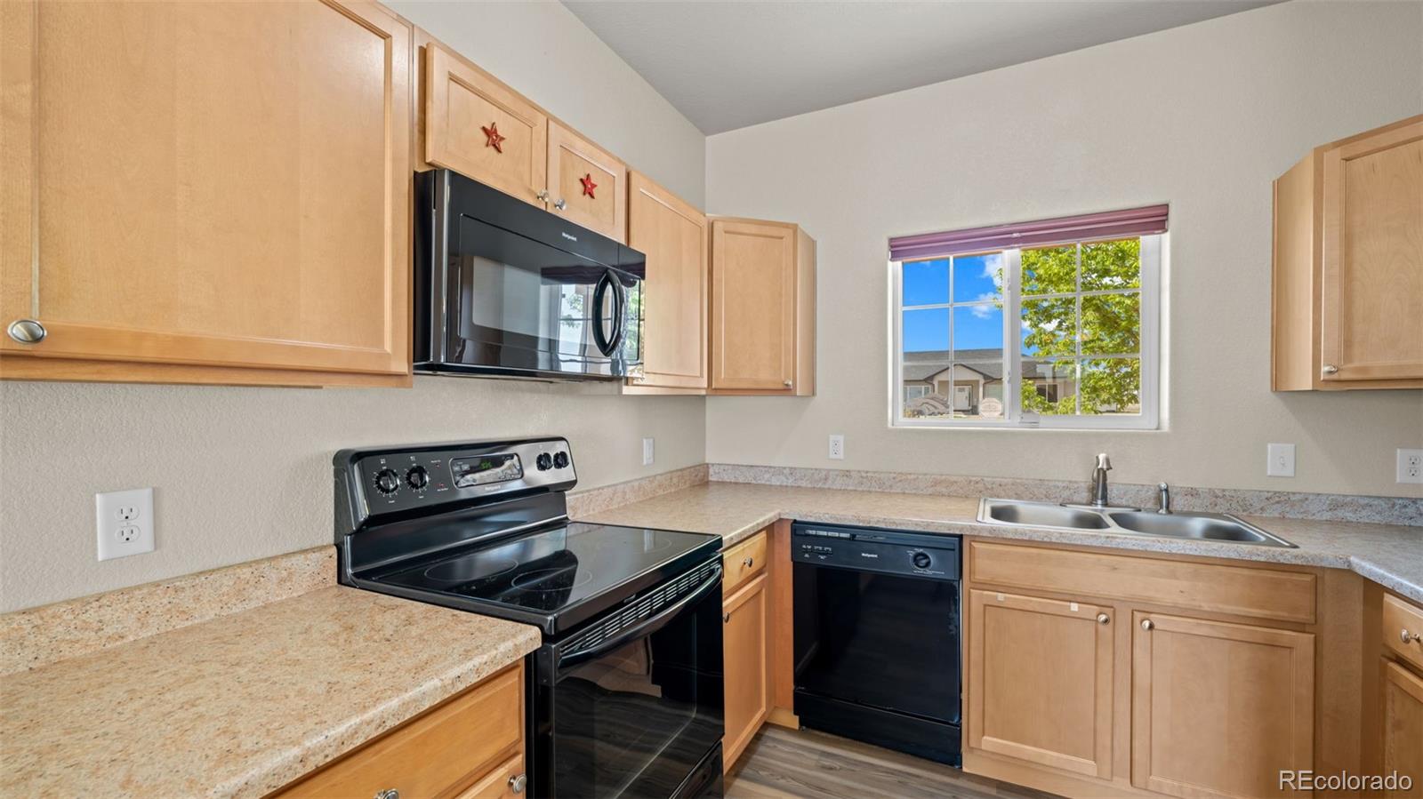 1133 E Ivanhoe Drive Pueblo CO 81007