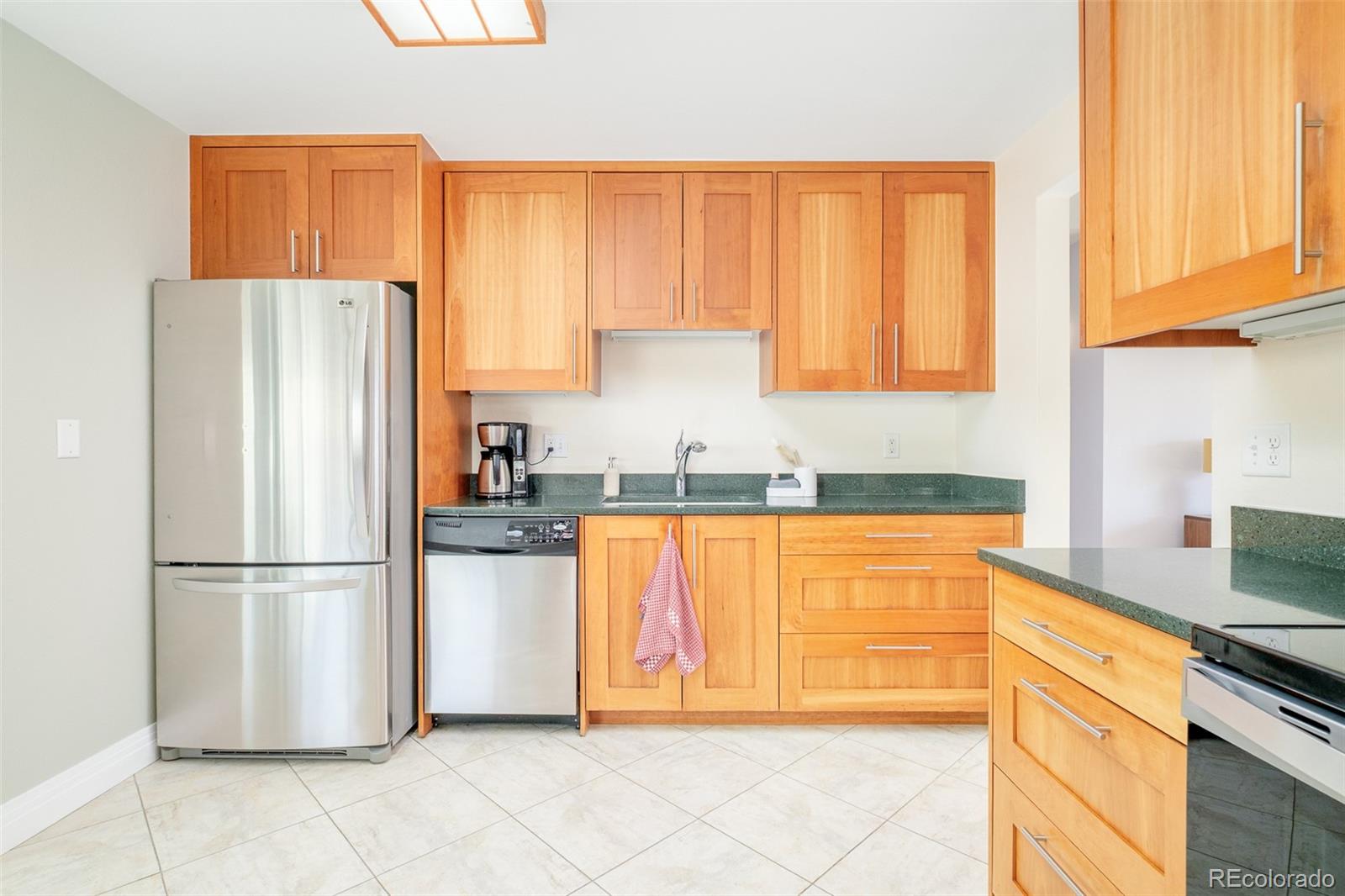 973 S Holland Street Lakewood CO 80226