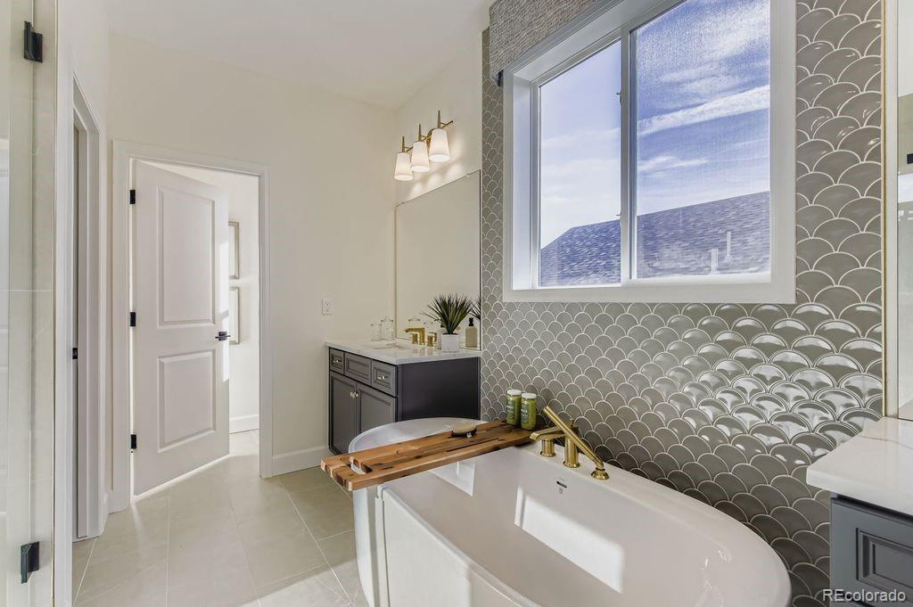 46427 Heritage Avenue Bennett CO 80102