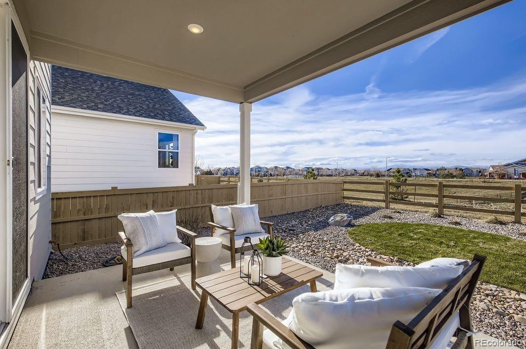 46427 Heritage Avenue Bennett CO 80102