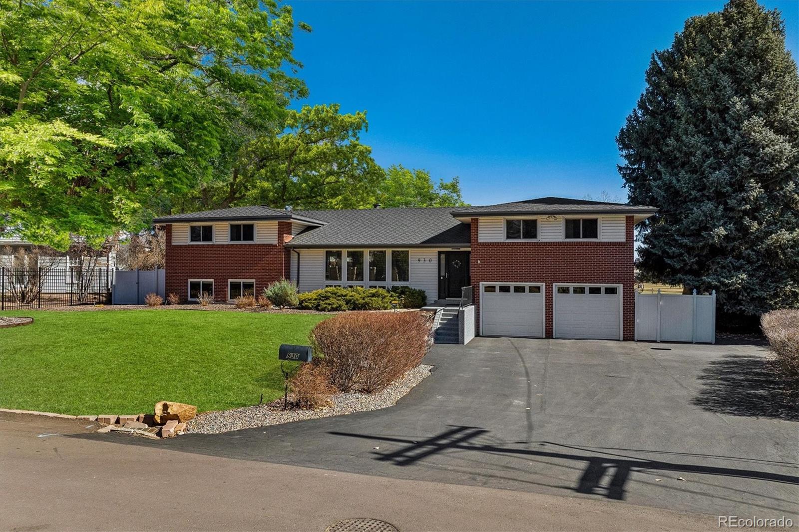930 Reed Court Lakewood CO 80214